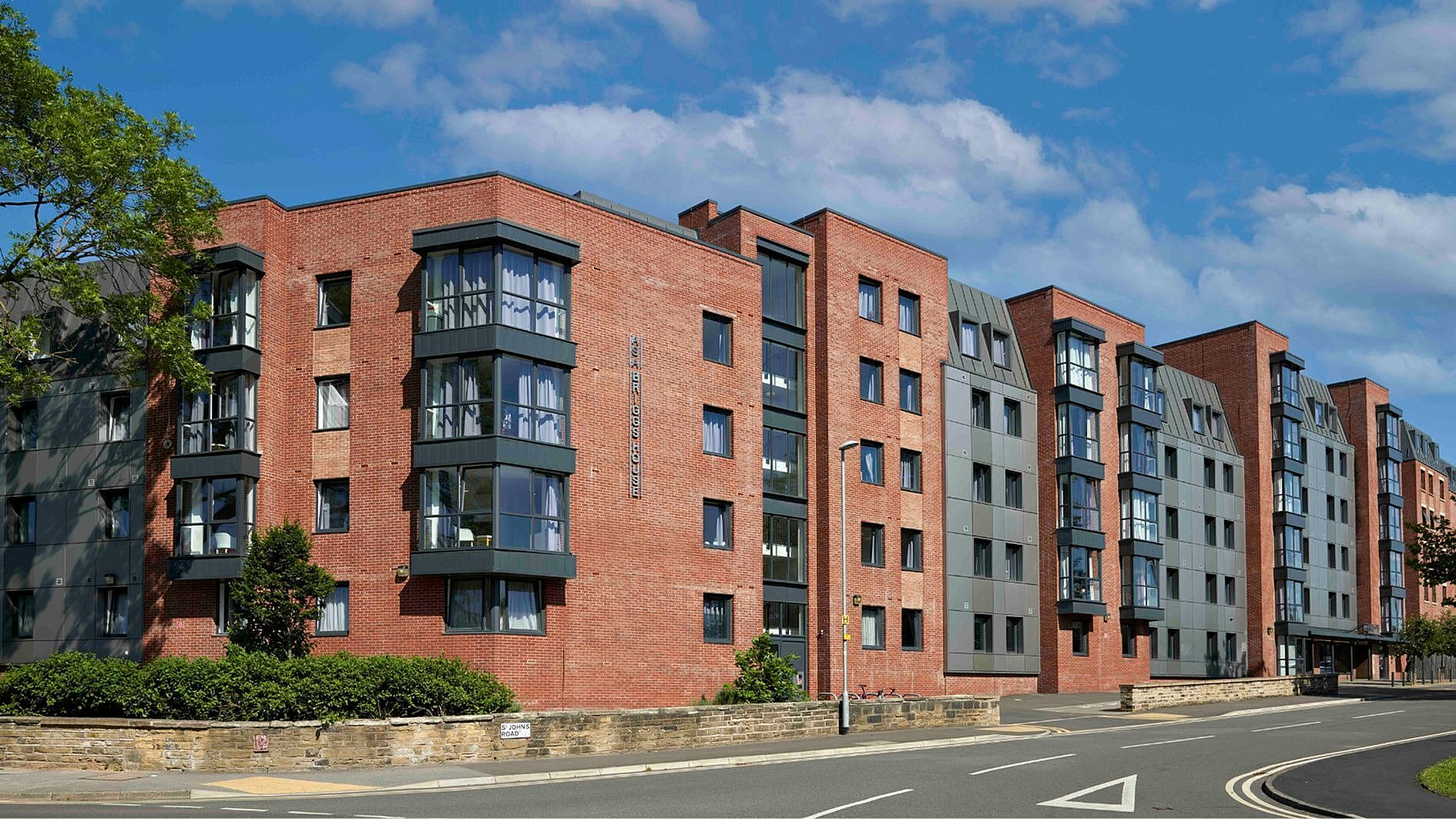 Asa Briggs House - Leeds student accommodation