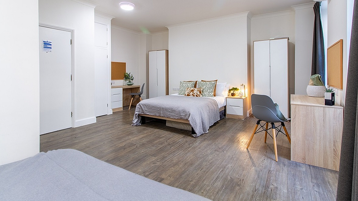 Platinum Twin Apartment