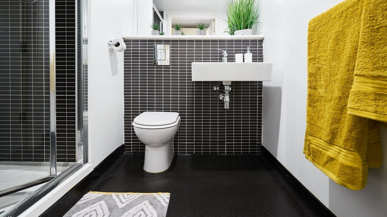 Studio Bathroom 1