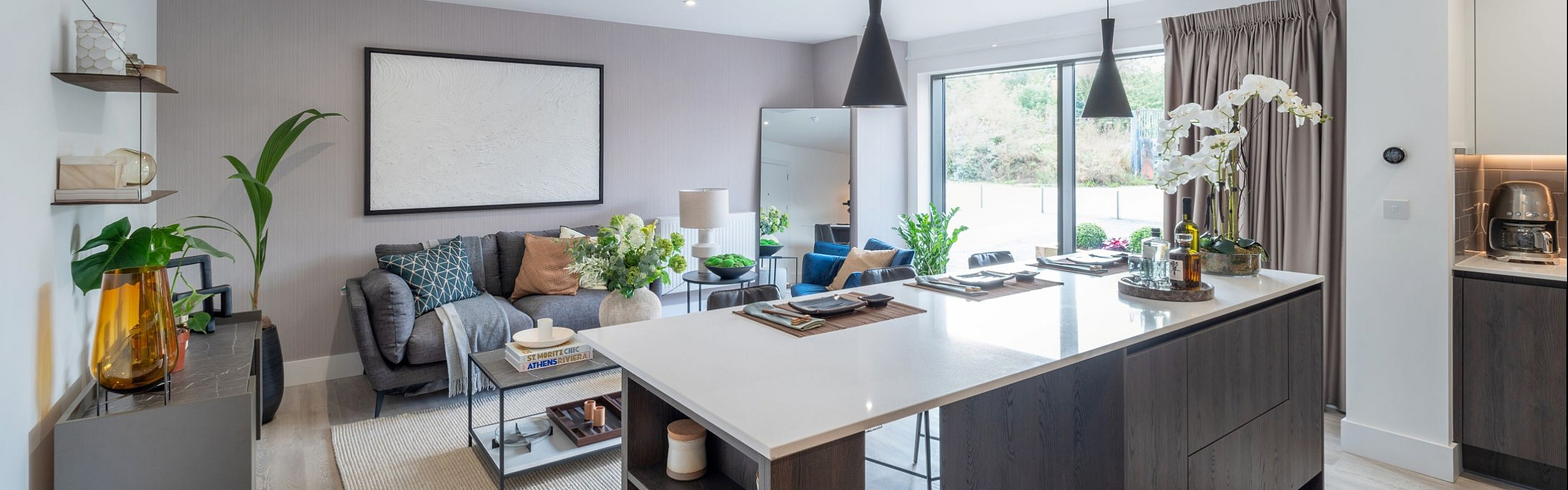 Modern apartment with chic decor